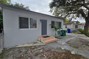 1230 NW 70th St, Miami, FL 33147 - Photo 21