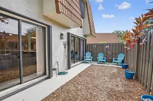 1413 SW 109th Way, Davie, FL 33324 - Photo 25