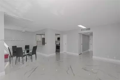 20301 W Country Club Dr #1221, Aventura, FL 33180 - Photo 13