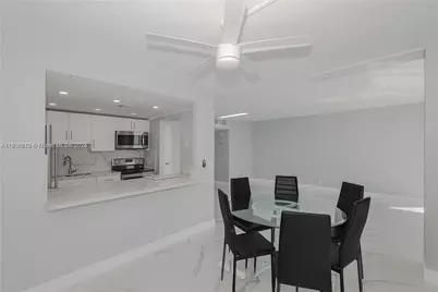 20301 W Country Club Dr #1221, Aventura, FL 33180 - Photo 5