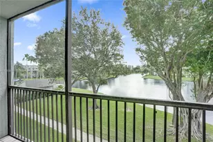 2220 N Cypress Bend Dr, Pompano Beach, FL 33069 - Photo 45