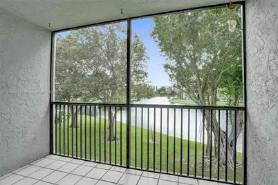 2220 N Cypress Bend Dr #310, Pompano Beach, FL 33069 - Photo 43