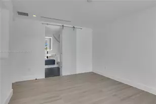 1325 Bay Dr, Miami Beach, FL 33141 - Photo 19