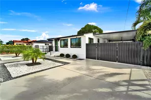 660 E 38th St, Hialeah, FL 33013 - Photo 5