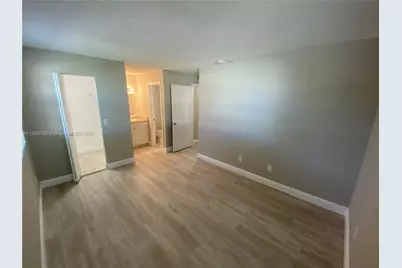 1237 SW 46th Ave #802, Pompano Beach, FL 33069 - Photo 15