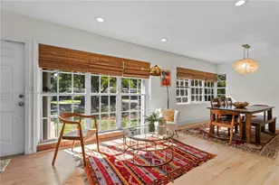 1875 Alamanda Dr, North Miami, FL 33181 - Photo 9