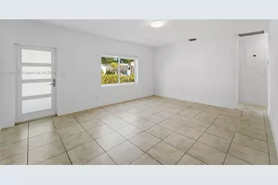 570 NW 49th St, Miami, FL 33127 - Photo 3