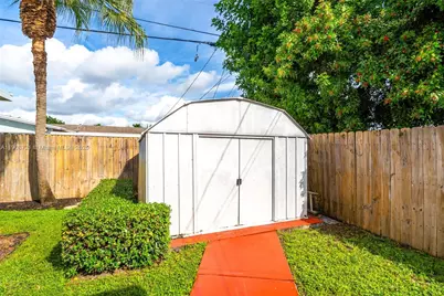 3061 SW 47th St, Fort Lauderdale, FL 33312 - Photo 21