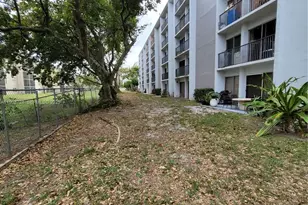 8540 N Sherman Cir, Miramar, FL 33025 - Photo 33