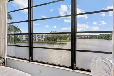 1532 Whitehall Dr #304, Davie, FL 33324 - Photo 15