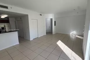 11605 NW 89th St, Doral, FL 33178 - Photo 9