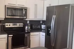 7844 NW 114th Path, Doral, FL 33178 - Photo 5