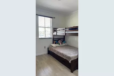 7844 NW 114th Path #7844, Doral, FL 33178 - Photo 11