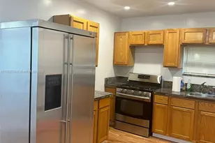 226 SW 11th St, Dania Beach, FL 33004 - Photo 5