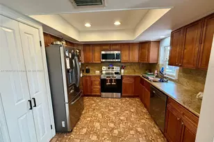 5231 SW 89th Ave, Cooper City, FL 33328 - Photo 17