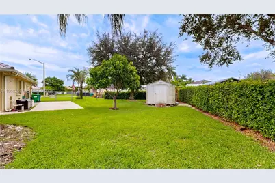 18821 SW 297th St, Homestead, FL 33030 - Photo 43
