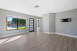 27150 SW 134th Pl, Homestead, FL 33032 - Photo 3
