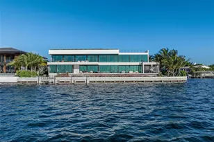 11400 N Bayshore Dr, North Miami, FL 33181 - Photo 29