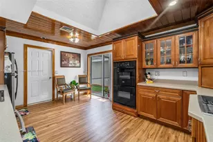 2590 SE 7th Pl, Homestead, FL 33033 - Photo 19