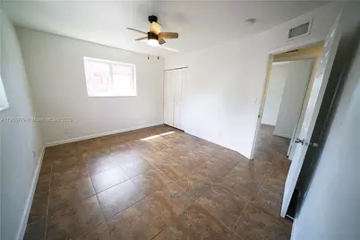 2300 SW 42nd Ter, Fort Lauderdale, FL 33317 - Photo 11