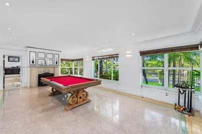 1051 NE 89th St, Miami, FL 33138 - Photo 9