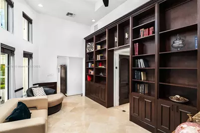 1051 NE 89th St, Miami, FL 33138 - Photo 21