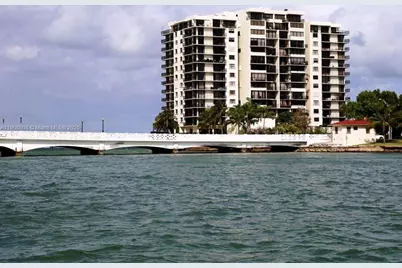 801 N Venetian Dr #1106, Miami, FL 33139 - Photo 3