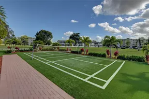 2114 E Cambridge E, Deerfield Beach, FL 33442 - Photo 35