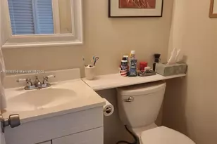 2114 E Cambridge E, Deerfield Beach, FL 33442 - Photo 13