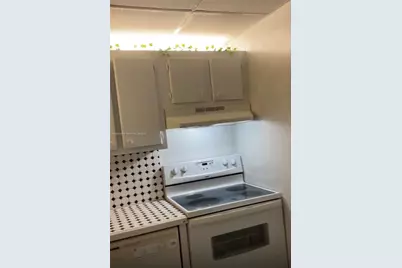 16851 NE 23rd Ave #A-519, North Miami Beach, FL 33160 - Photo 3