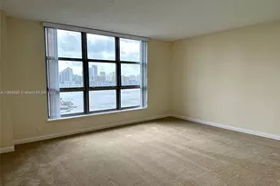 19101 NE 36th Ct, Aventura, FL 33180 - Photo 13