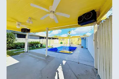 880 E 28th St, Hialeah, FL 33013 - Photo 29