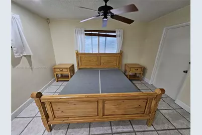 2016 NE 26th Dr, Wilton Manors, FL 33306 - Photo 25