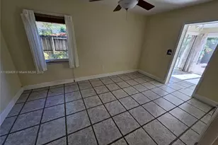 2016 NE 26th Dr, Wilton Manors, FL 33306 - Photo 33