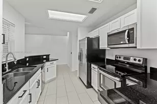 1392 SW Sudder Ave, Port Saint Lucie, FL 34953 - Photo 7