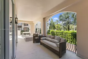 19217 Fisher Island Dr, Miami Beach, FL 33109 - Photo 31