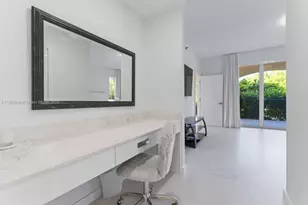 19217 Fisher Island Dr, Miami Beach, FL 33109 - Photo 21