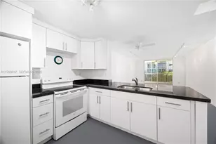 619 NE 14th Ave, Hallandale Beach, FL 33009 - Photo 1