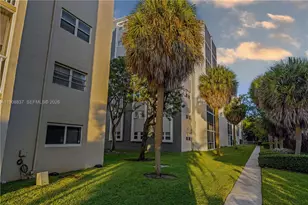 619 NE 14th Ave, Hallandale Beach, FL 33009 - Photo 13