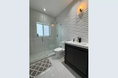 7060 NW 107th Pl #7060, Doral, FL 33178 - Photo 9