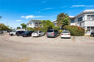 7271 Gary Ave, Miami Beach, FL 33141 - Photo 11