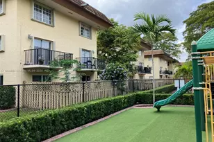 8500 SW 109th Ave, Miami, FL 33173 - Photo 11