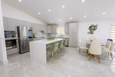 18781 SW 294th Ter, Homestead, FL 33030 - Photo 7