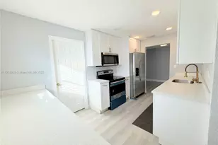 300 NW 28th Ct, Pompano Beach, FL 33064 - Photo 19