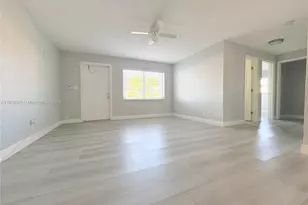 300 NW 28th Ct, Pompano Beach, FL 33064 - Photo 3