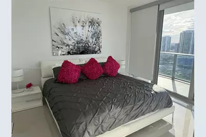 488 NE 18th St #2701, Miami, FL 33132 - Photo 11