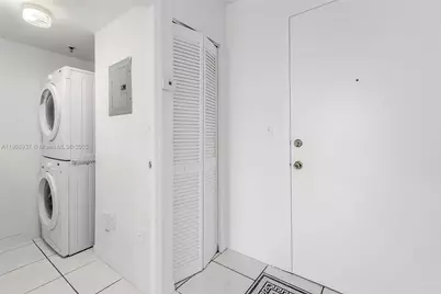 2642 Collins Ave #307, Miami Beach, FL 33140 - Photo 9