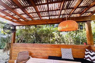 330 NE 88th St, El Portal, FL 33138 - Photo 9