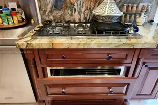 70 Bay Colony Ln, Fort Lauderdale, FL 33308 - Photo 31