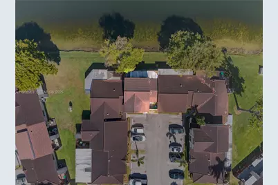 6243 NW 171st St, Hialeah, FL 33015 - Photo 27